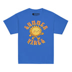 Royal kids’ t-shirt with a smiling cartoon sunshine and the phrase “summer vibes” in bold textured font, each letter showing British Sign Language fingerspelling underneath.